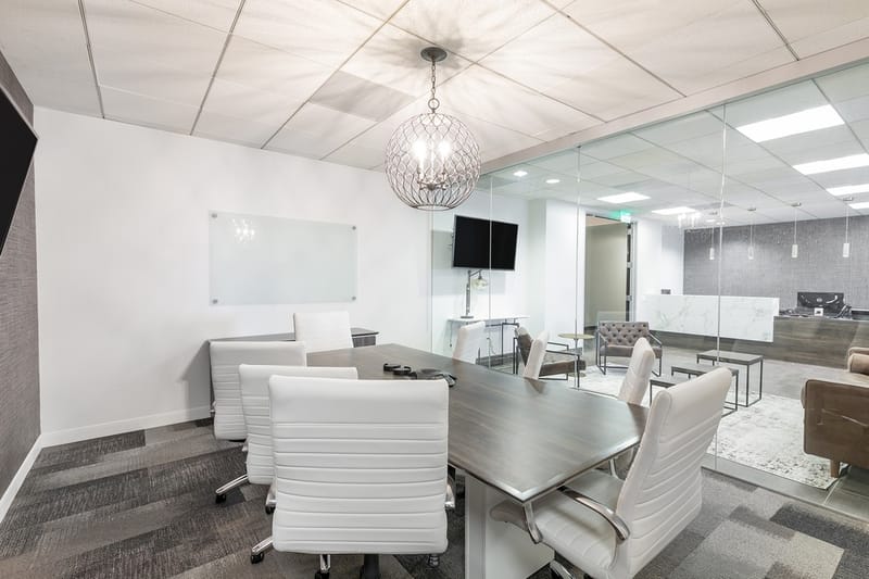Premier Workspaces - 355 - Los Angeles - CA - South Grand Avenue image 2