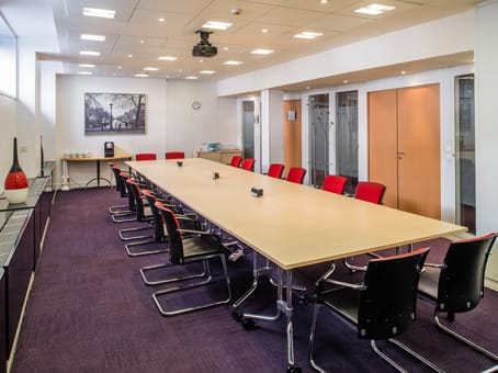 Regus - Paris Arc de Triomphe - Avenue Hoche - Paris image 9