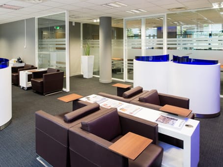 Regus - Paris Issy-les-Moulineaux, Camille Desmoulins - Issy-les-Moulineaux, Paris image 9