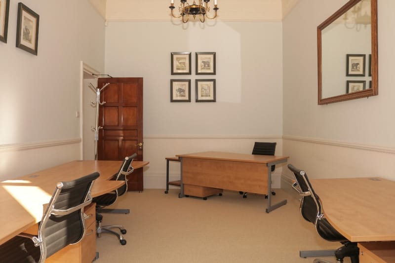 Garner Hutchings Serviced Offices (600 sq ft) - 28 Eccleston Square,SW1 - Victoria image 3