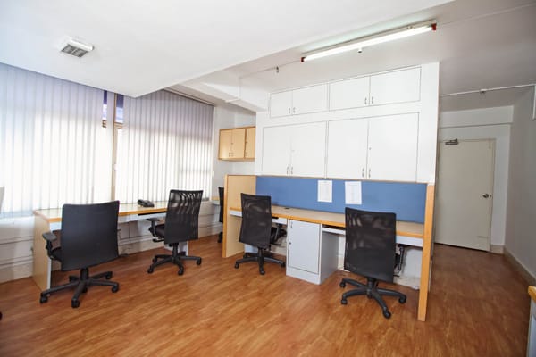 Golden Square Business Centre - Vittal Mallya Road - Bangalore, 560001 image 7