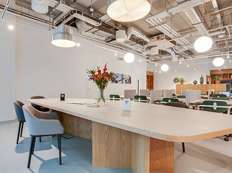 IWG (Regus) - 77 Sir John Rogerson Quay - Dublin image 4