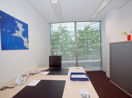 Regus - Warsaw Metropolitan - UL. Pl. Pilsudskiego, Warsaw image 8