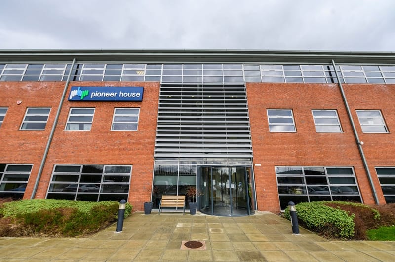 Pioneer House - North Road, CH65 - Cheshire image 2