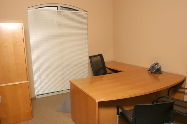 West Park Executive Suites - 672 West 11th Street, Tracy - CA image 6