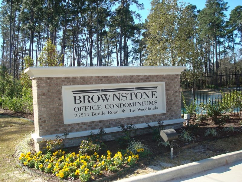 Brownstone Office Condominiums - 25511 Budde Road, The Woodlands - TX image 2