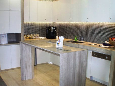 Regus - Standard Chartered Tower - Shanghai image 7
