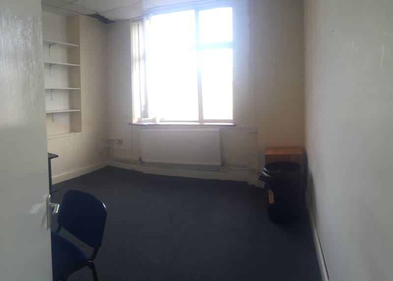 MS Business Centre - Chapel Lane, HA5 - Pinner image 3