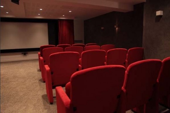 Cinema in Kensington's Office Space Cinema in Kensington's Office Space