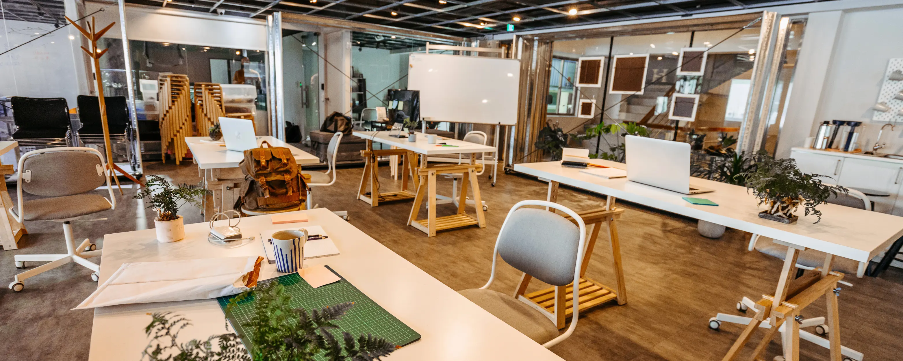 Serviced vs. Coworking Offices